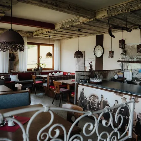 Spreitzhof & Royer بيت ضيافة